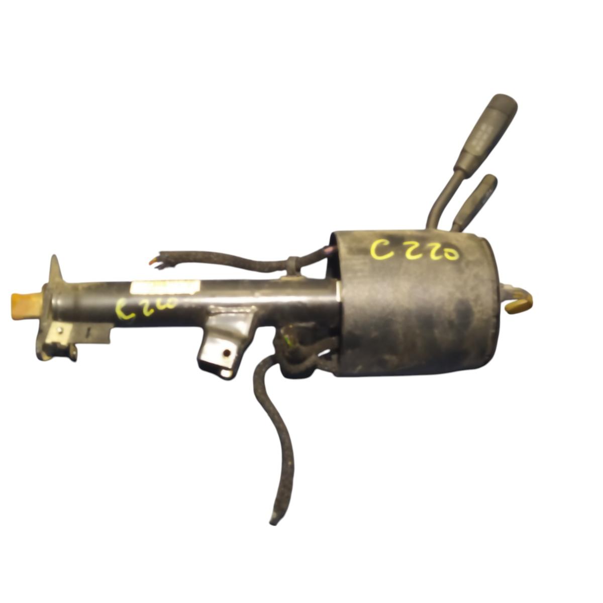 DEvialuci<br />MERCEdes c220<br />a2084600716<br />