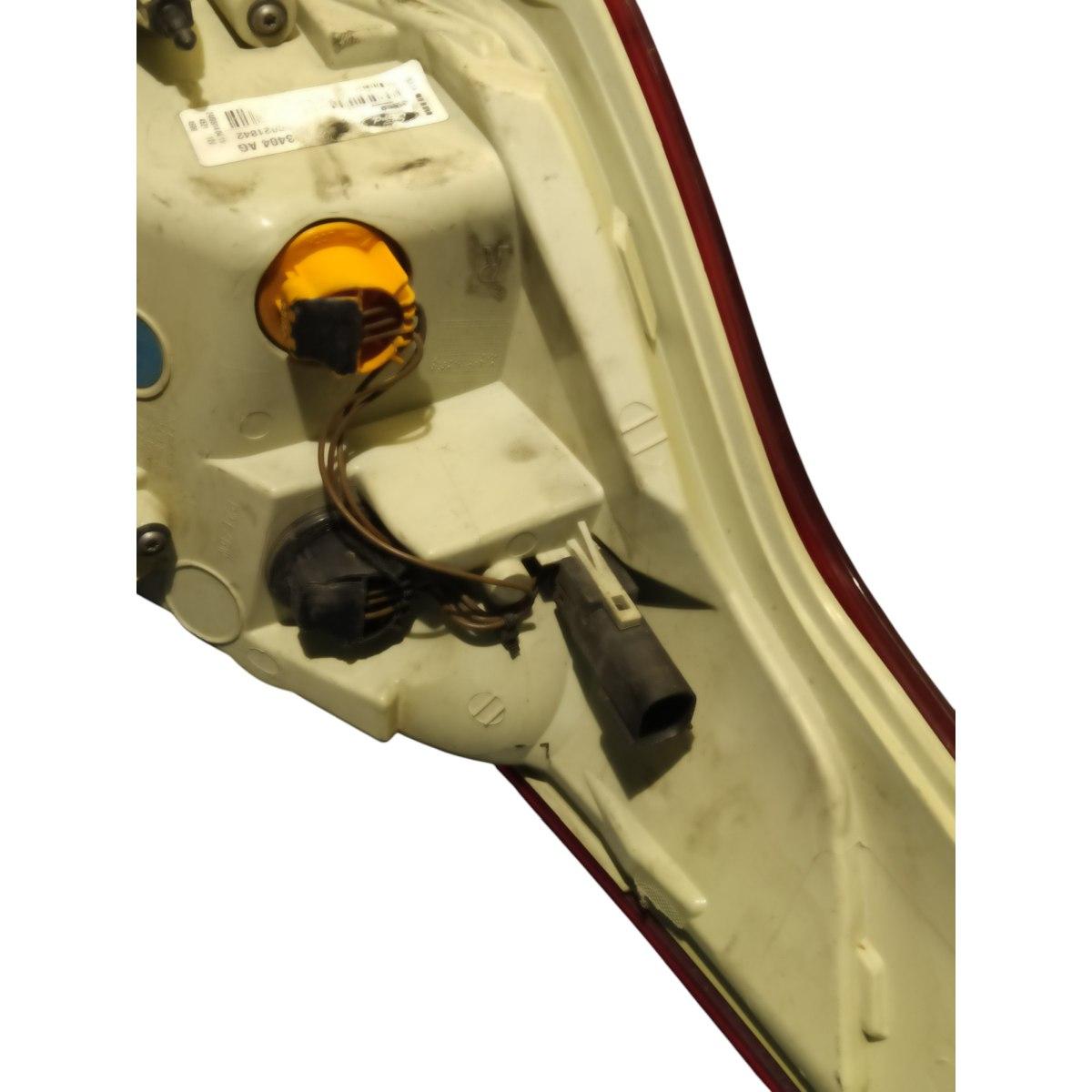 fanale sx  ford kuga 2013  4413405ag<br /><br /><br />