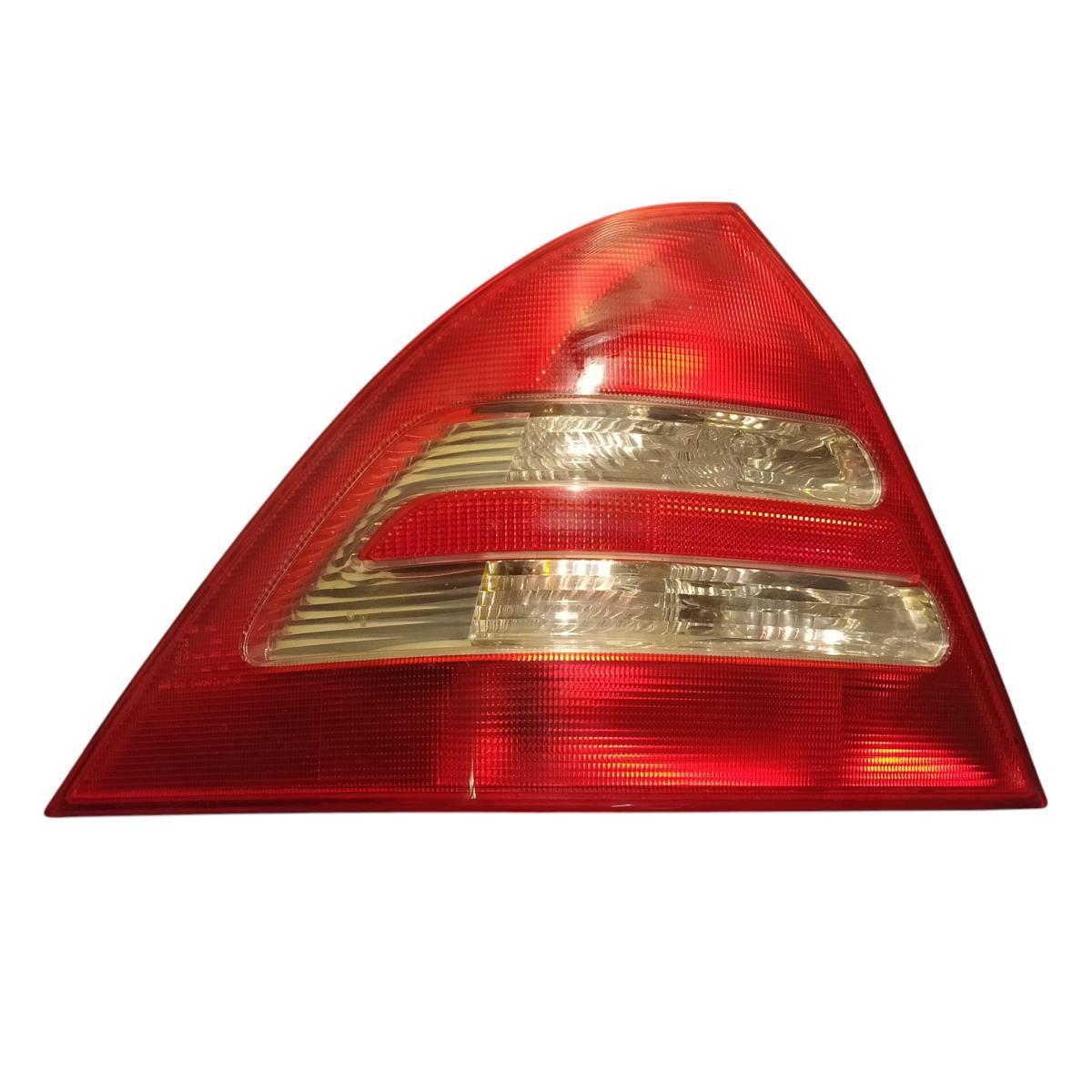 fanale sx  merceds classe c 200   323456786<br /><br /><br />