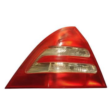 fanale sx  merceds classe c 200   323456786<br /><br /><br />