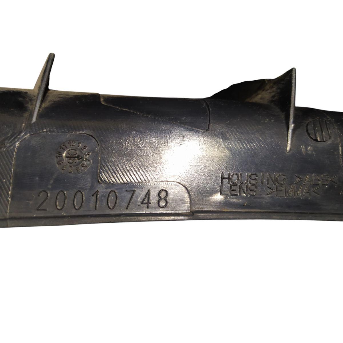 fanale dx  ford fiesta 2003  20010748<br /><br /><br />