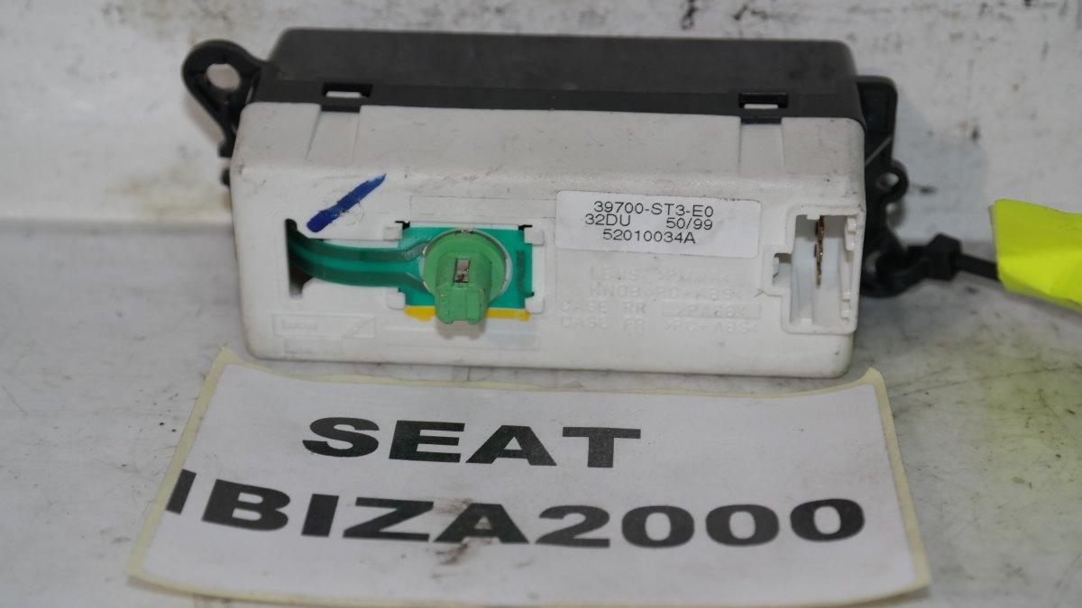 Seat ibiza orologio digitale