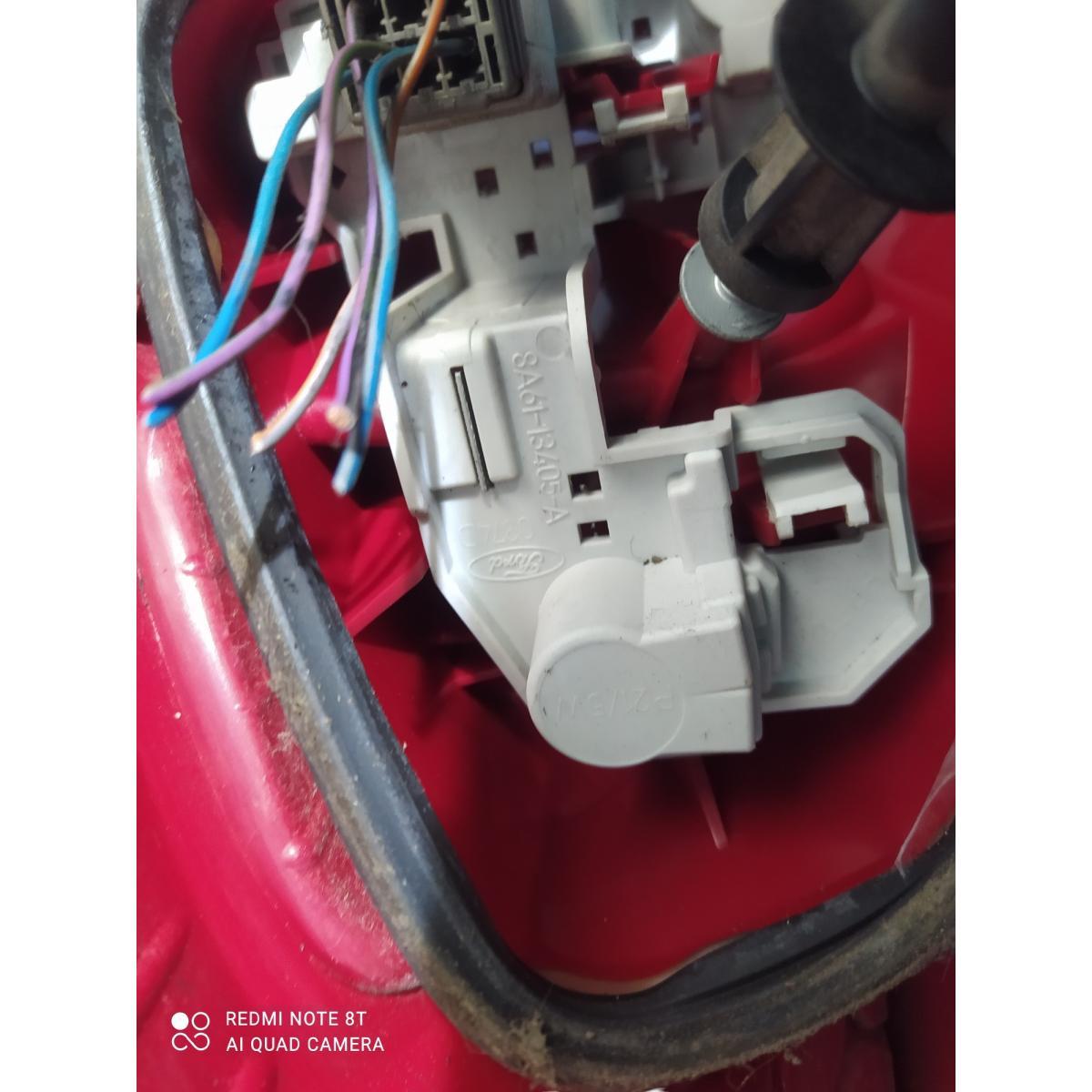 fanale sx  ford fiesta 2010   8a6113405a<br /><br />