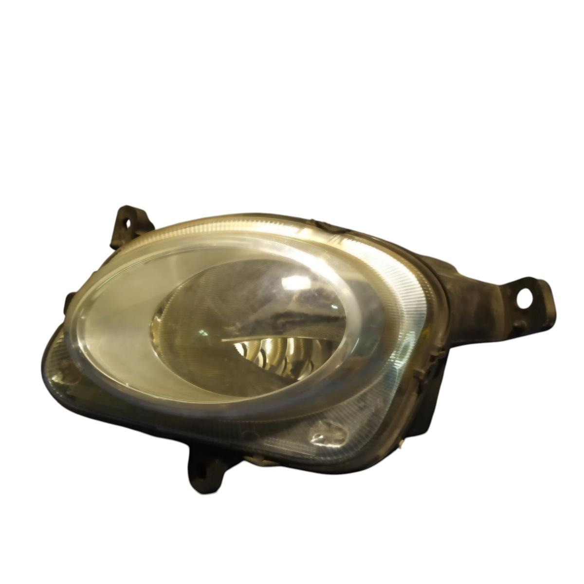 FARO FENTINEBBIA  DX  FIAT 500L  47510748LH<br /><br />