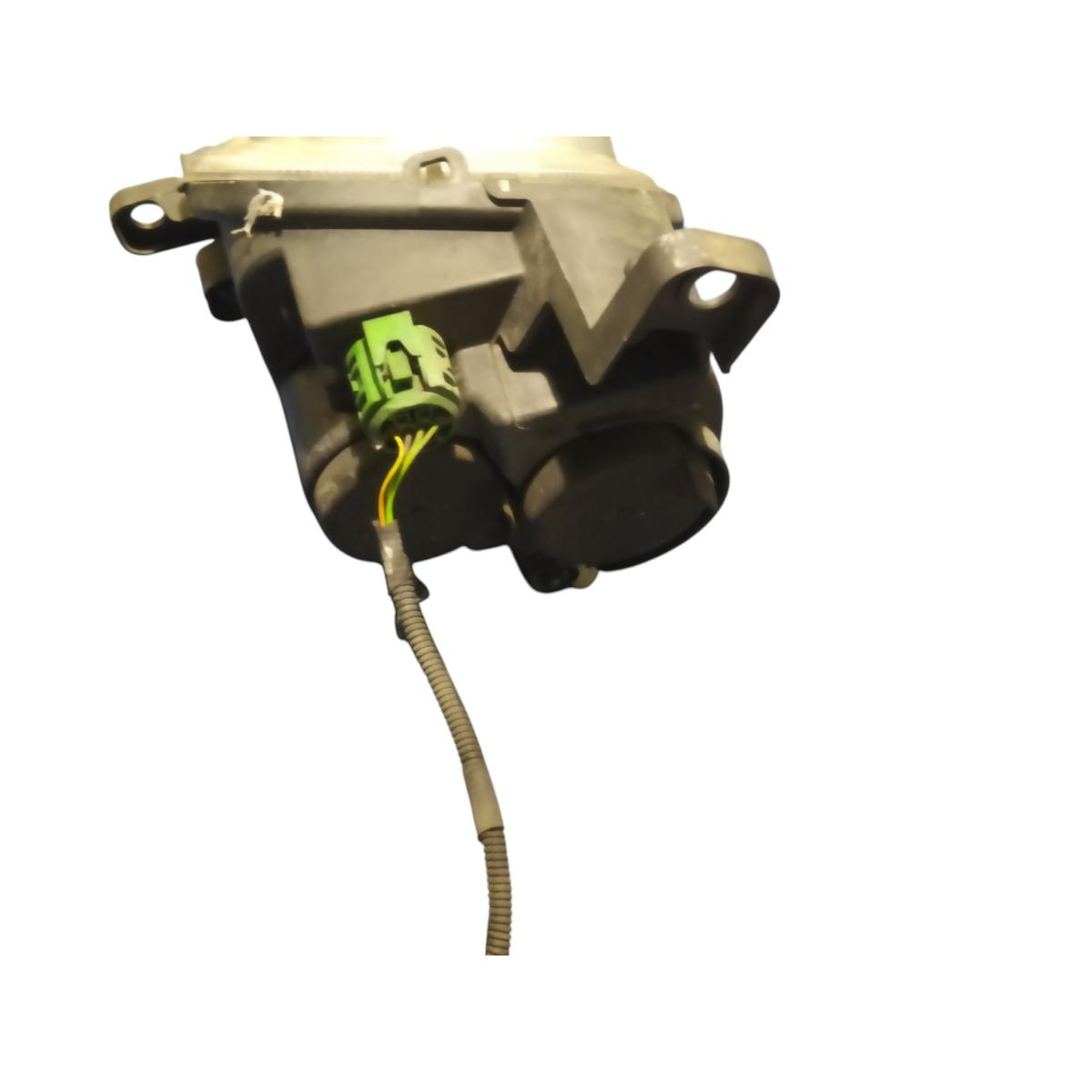 FARO FENTINEBBIA  DX  FIAT 500L  47510748LH<br /><br />