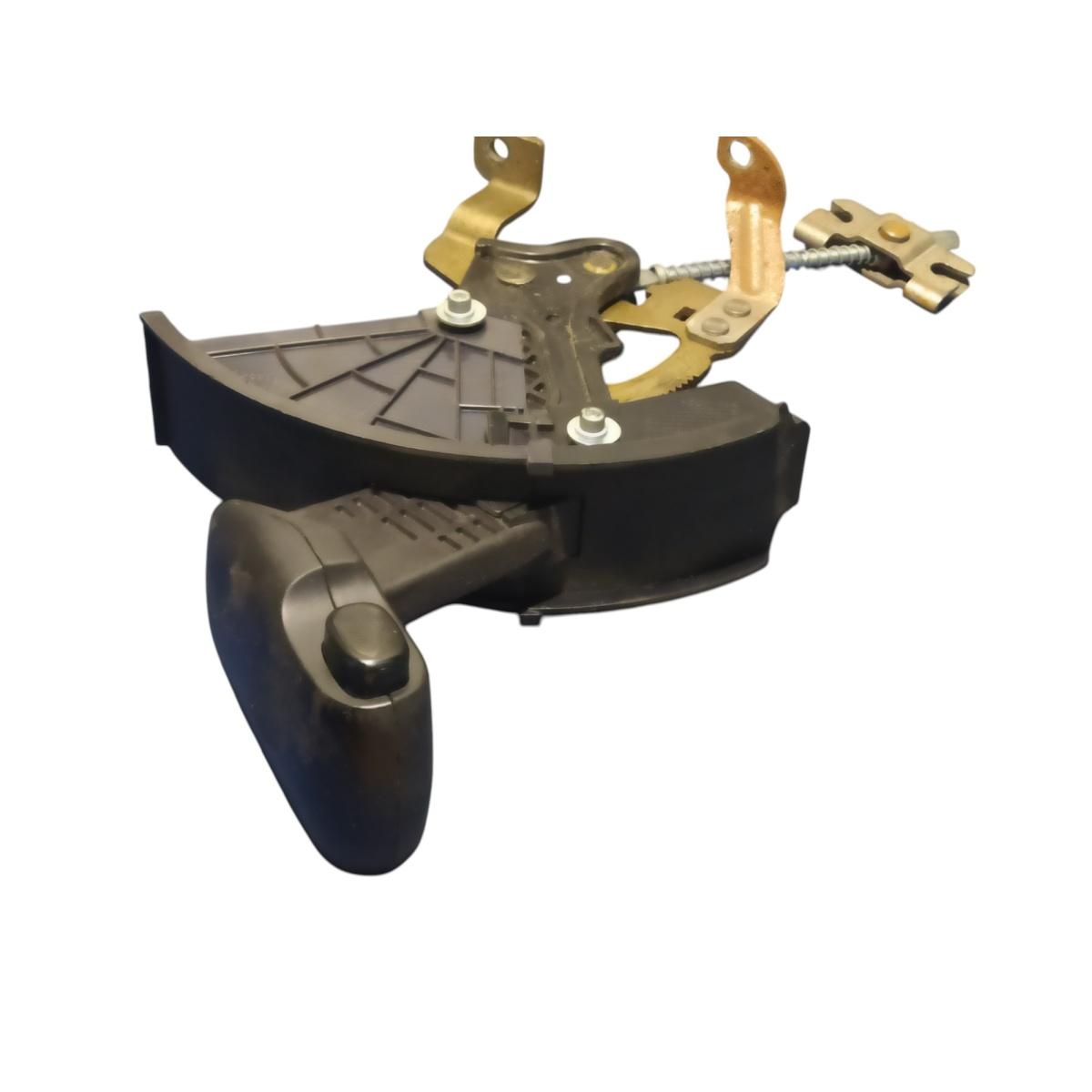 Leva freno a mano  fiat 500L 07355974320<br /><br /><br />