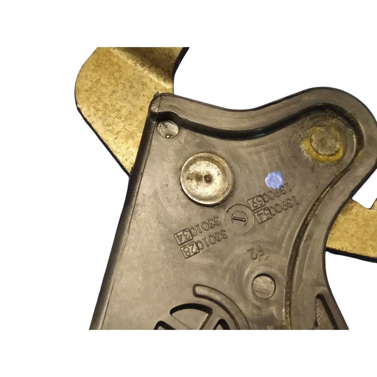 Leva freno a mano  fiat 500L 07355974320<br /><br /><br />