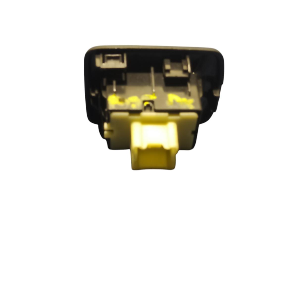 pulsante alzavetri post dx  DACIA LOGAN MCV 2020  09148300170<br /><br />