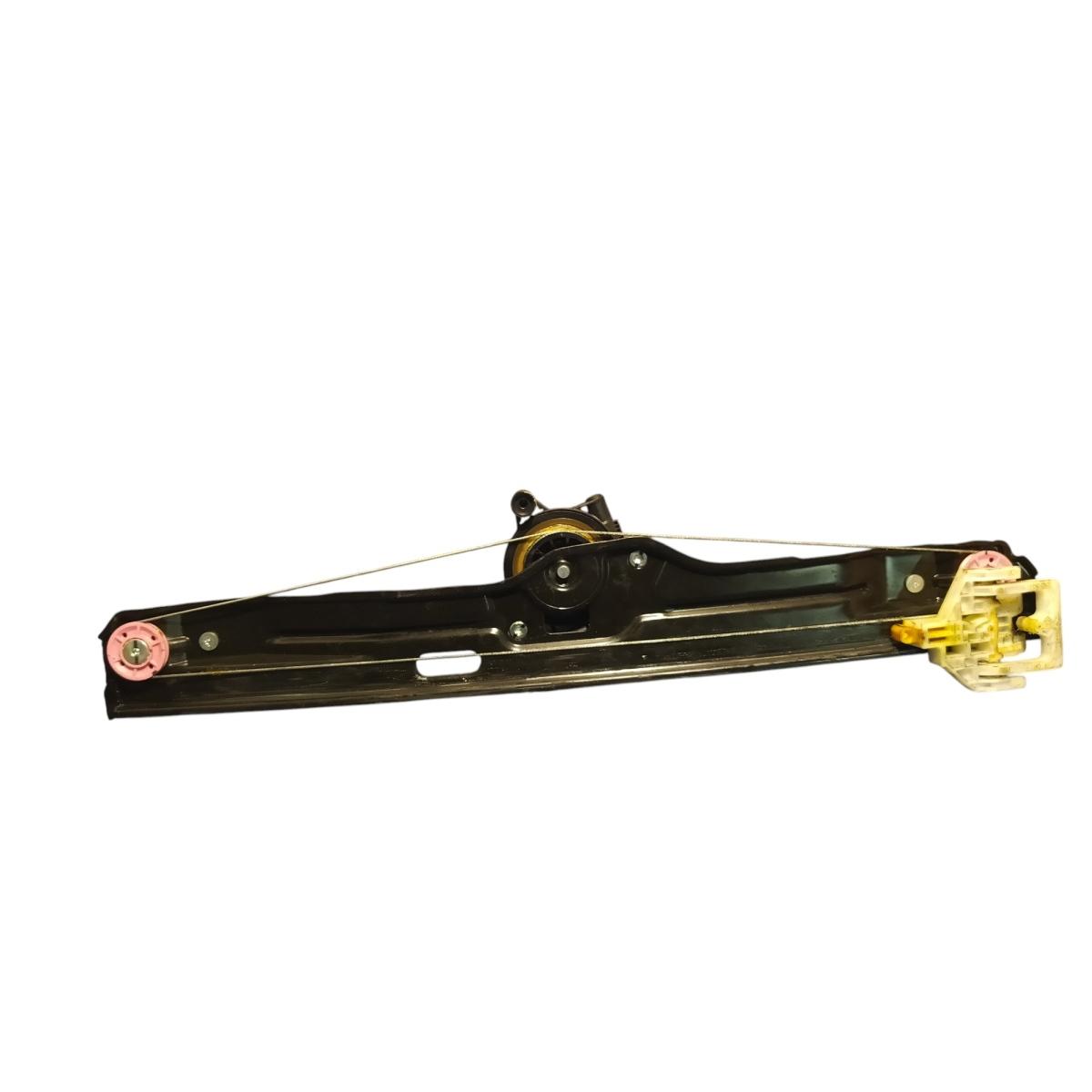 ALZAVETRO ANT SX   FIAT 500L   51980514<br /><br /><br />