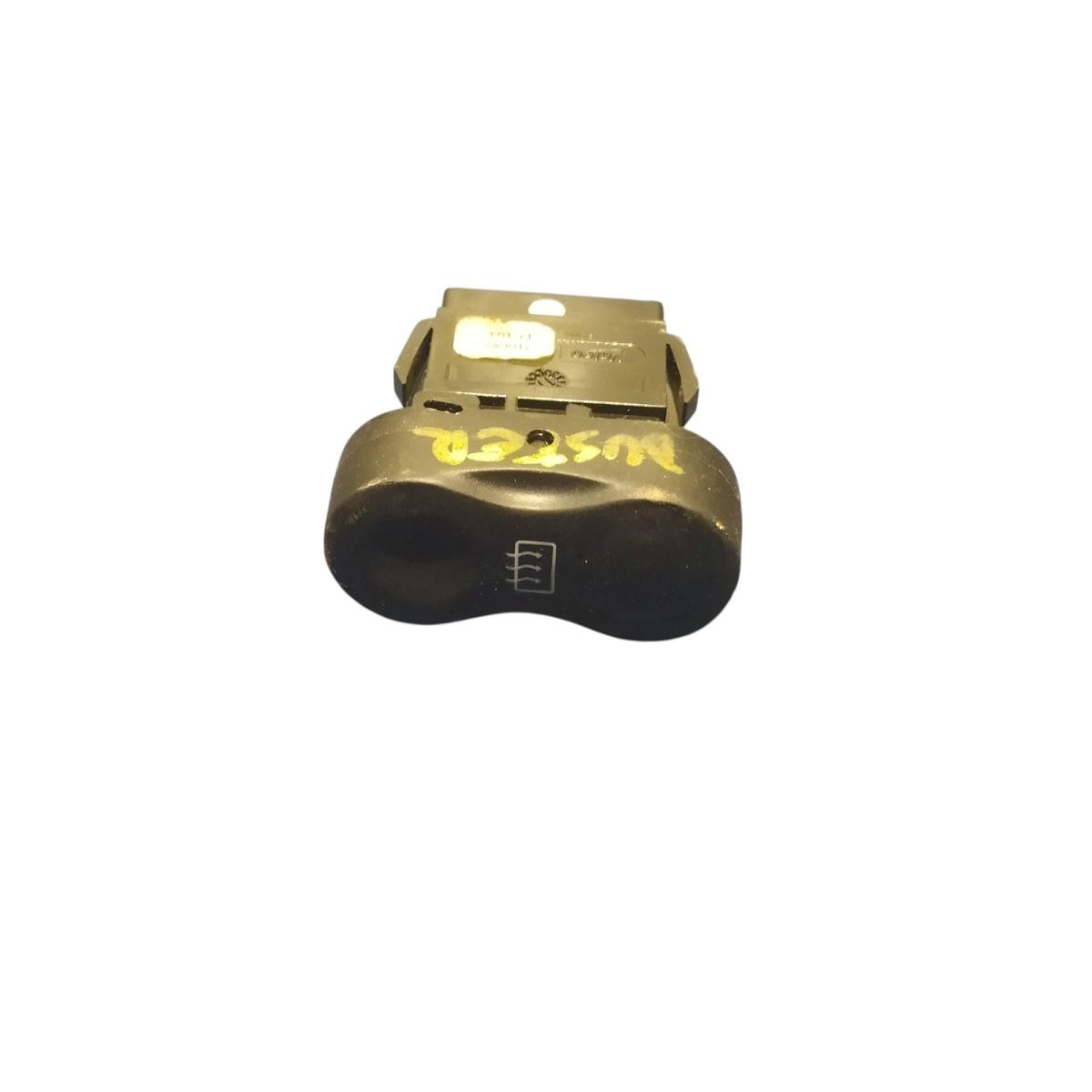 pulsante sbrinalunotto dacia duster  71068211103<br /><br /><br /><br /><br /><br />