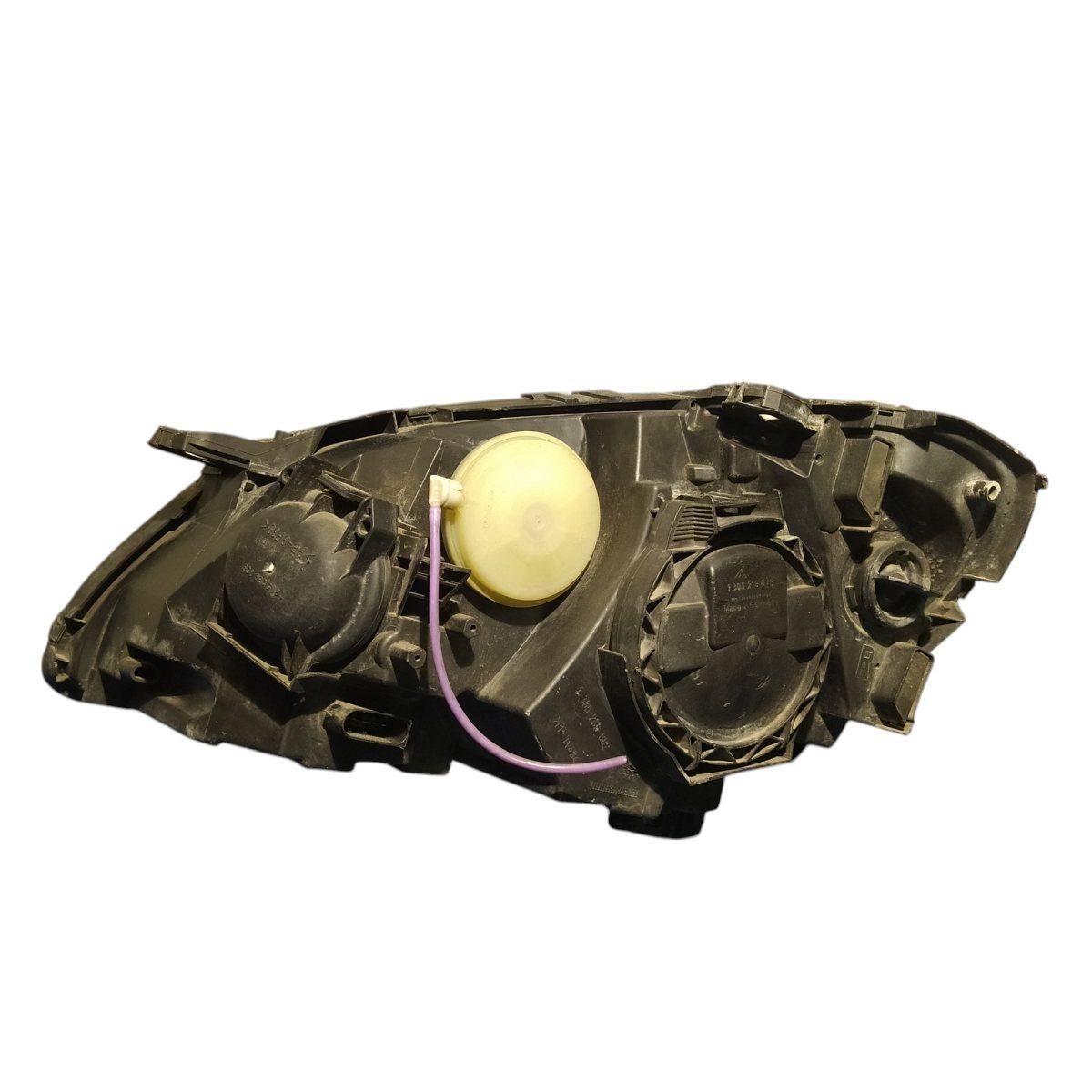 faro ant dx  mercedes benz classe b w 245 c 200  0301220202<br /><br />