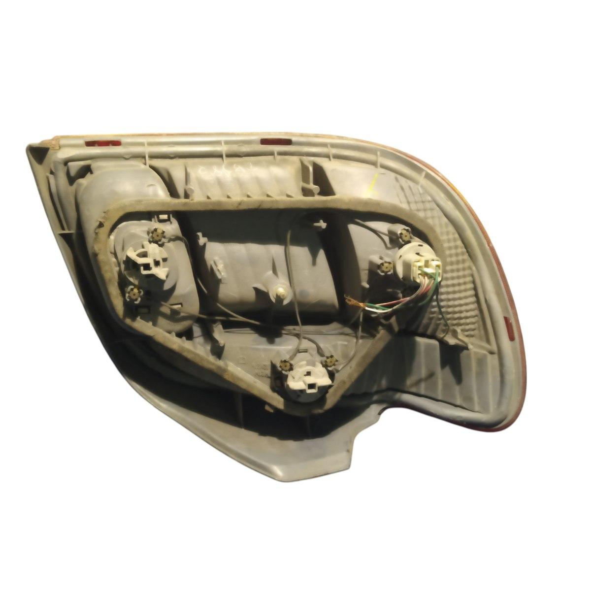 fanale dx   toyota yaris 2001  520490<br /><br /><br />