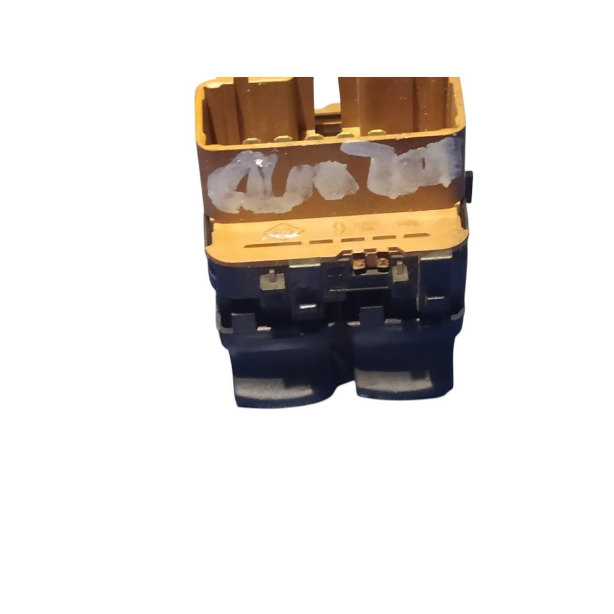 pulsanti alzavetro   renault clio 2010<br /><br />