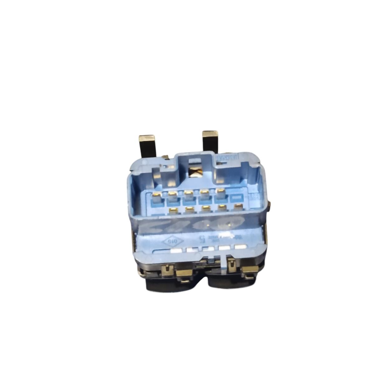 pulsanti alzavetro   renault clio 2010<br /><br />