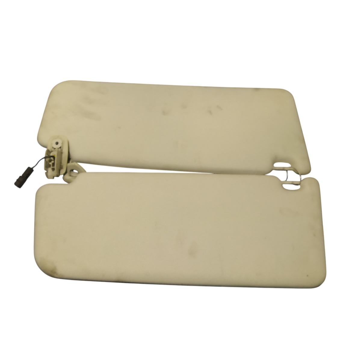 ALETTE PARASOLE    AUDI A4<br /><br /><br />