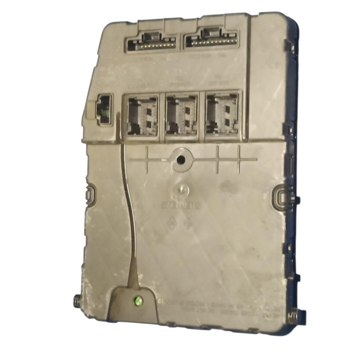 BODY  COMPUTER  RENAULT  SCENIC  1.9 8200606830<br />