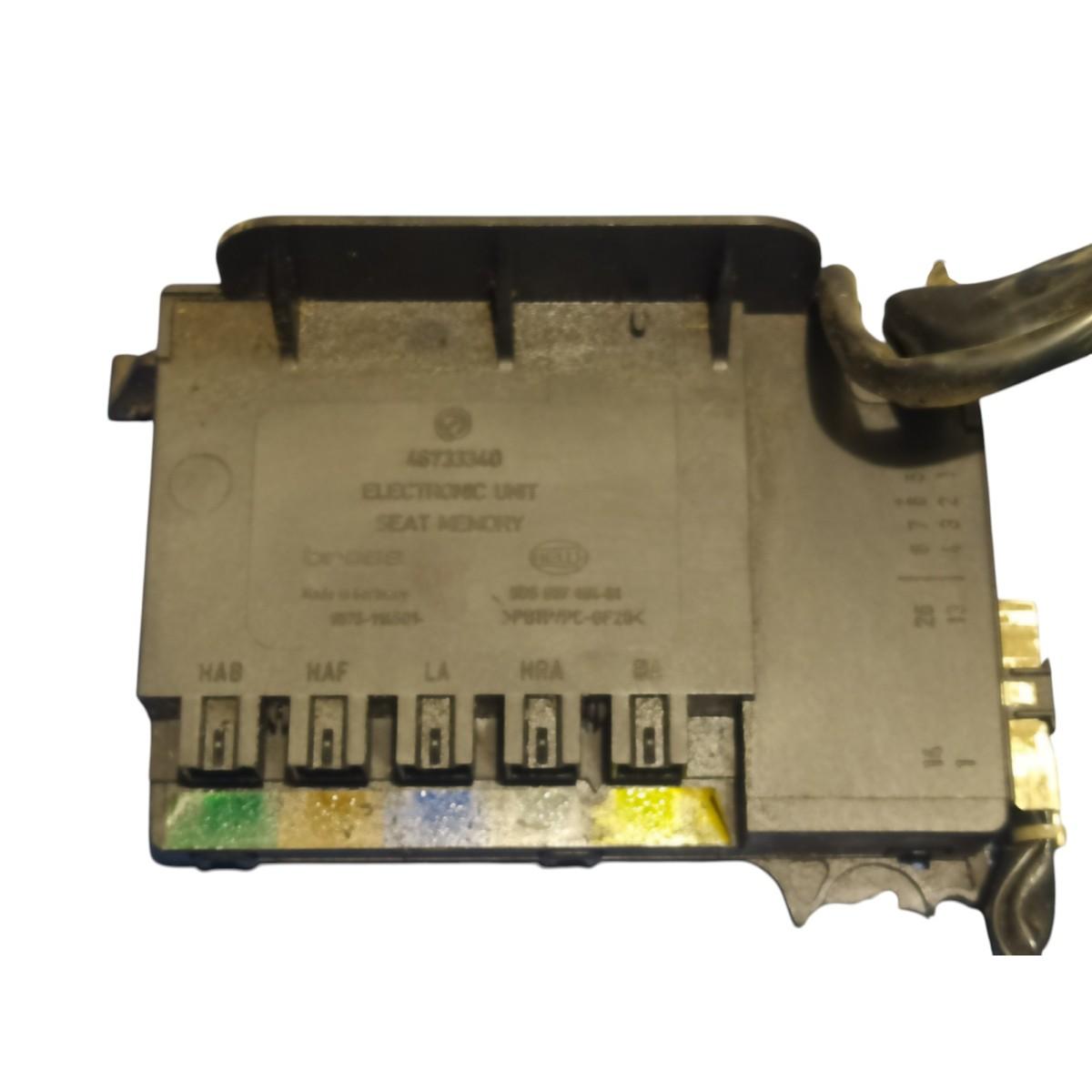 Comandi sedili elettrici   alfa  romeo 166   46733340<br /><br /><br />