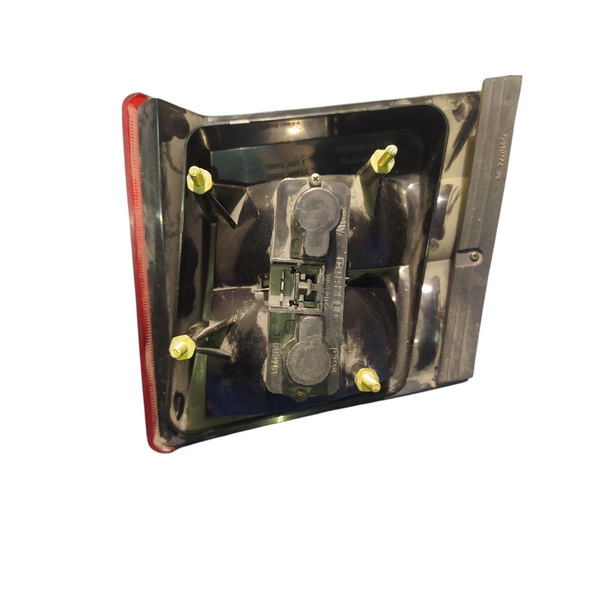 fanale sx lancia dedra 36610748<br /><br />