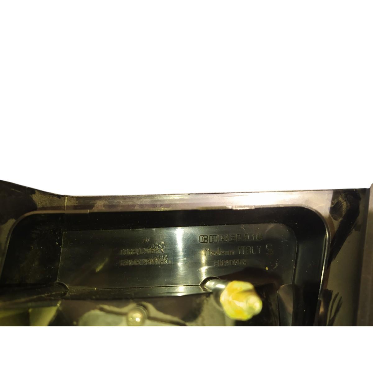 fanale sx lancia dedra 36610748<br /><br />