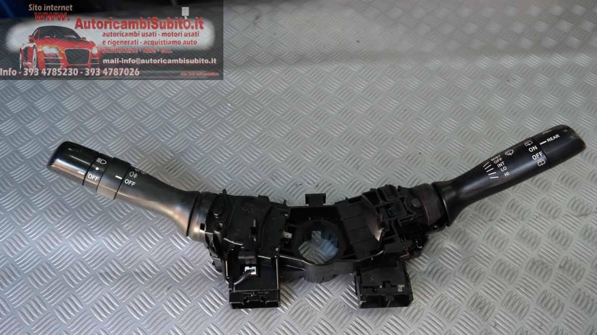 Toyota yaris dal 2006 al 2011 0d090 17f143 devioluci