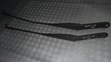 Ford focus braccia tergicristallo anteriori
