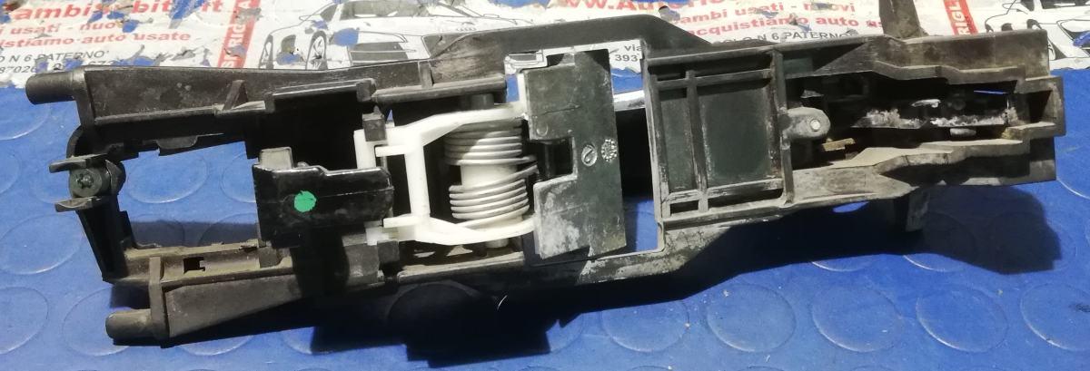 Mercedes cls 320 maniglia esterna anteriore sx