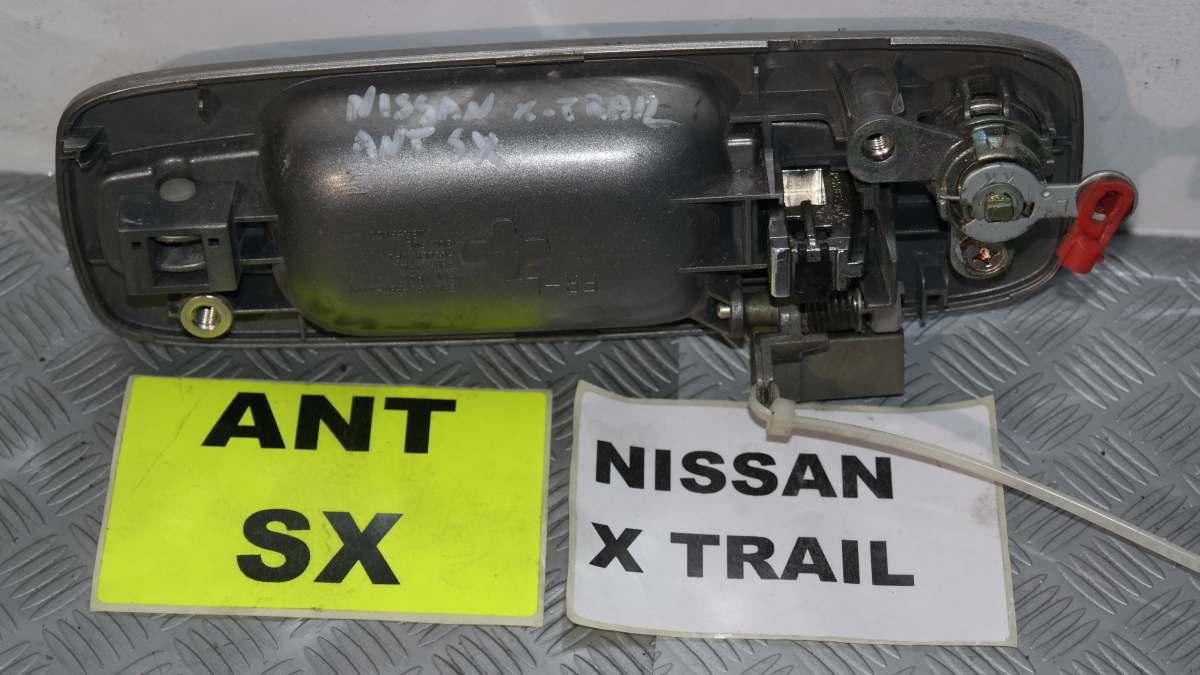 Nissan x-trail maniglia esterna anteriore sx