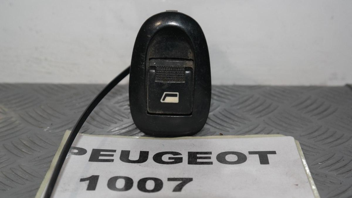 Peugeot 1007 pulsante alzavetro