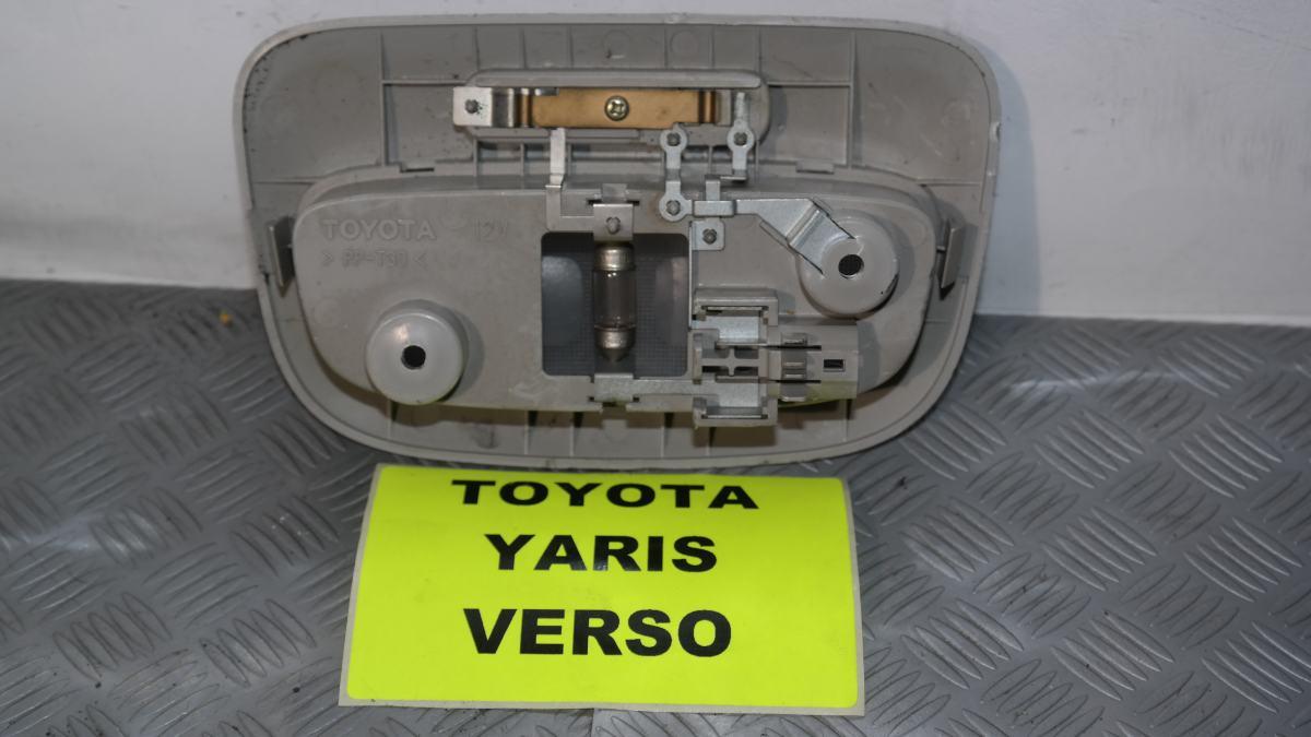 Toyota yaris verso luce interna