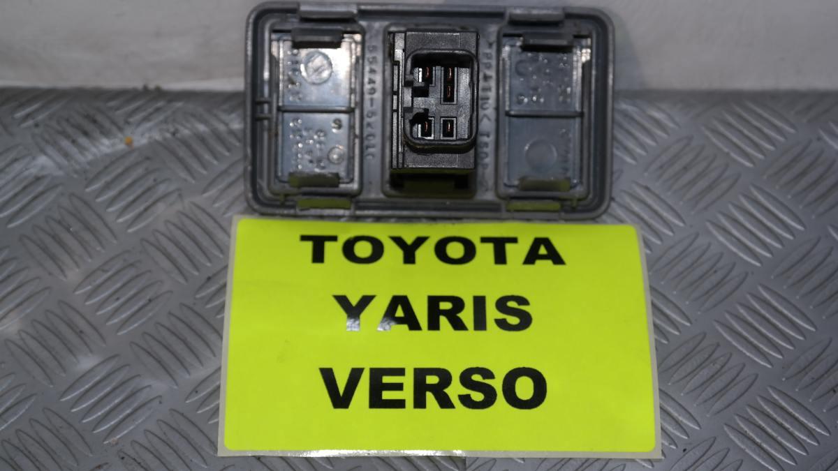 Toyota yaris verso pulsante fendinebbia