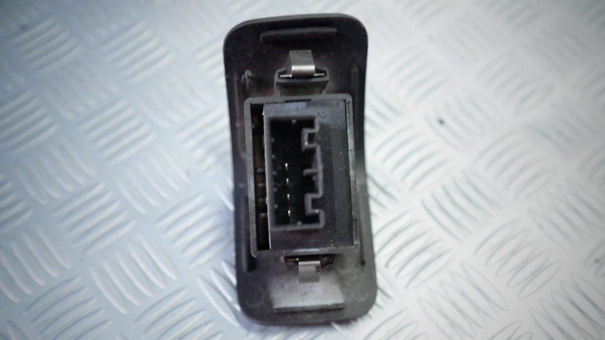 Lancia lybra pulsante regolaggio fari