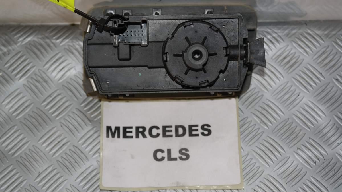 Mercedes cls 320 pulsante luci