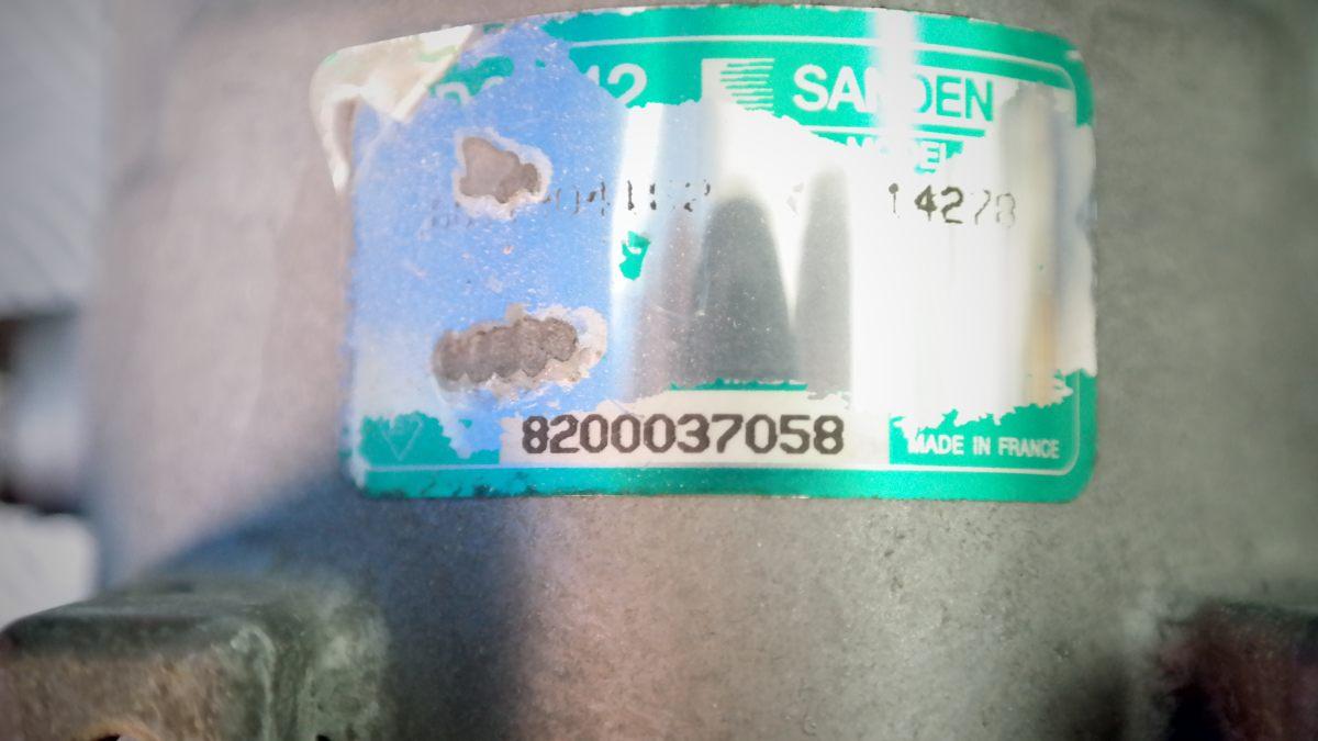 Renault clio 1200 bz 8200037058 compres aria condiz