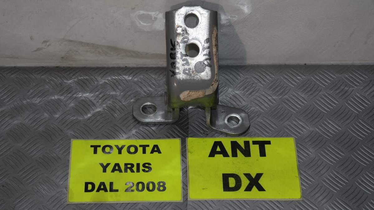 Toyota yaris cerniera porta anteriore dx alto