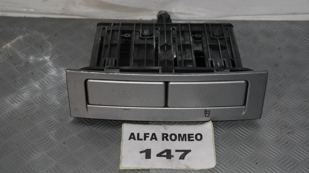 ALFA ROMEO 147 2a SERIE DAL 2004 AL 2010 PORTABICCHIERI