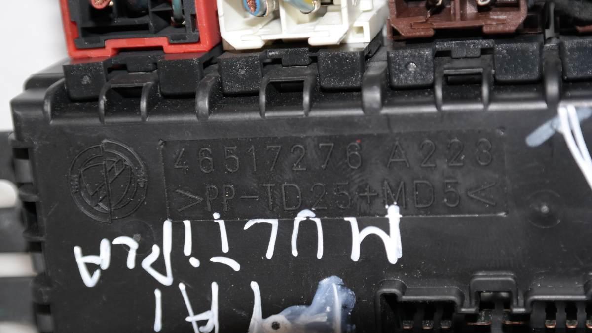 Fiat multipla 1900 jtd codice: 46517276a223 portafusibili