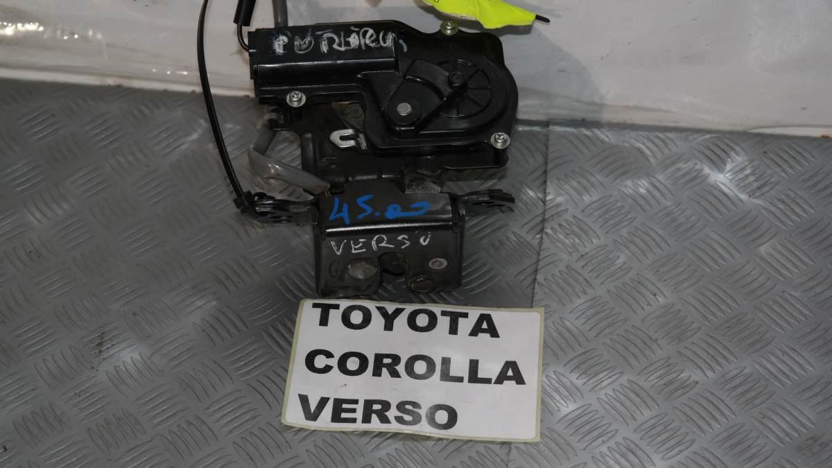 Toyota corolla verso chiusura portellone posteriore
