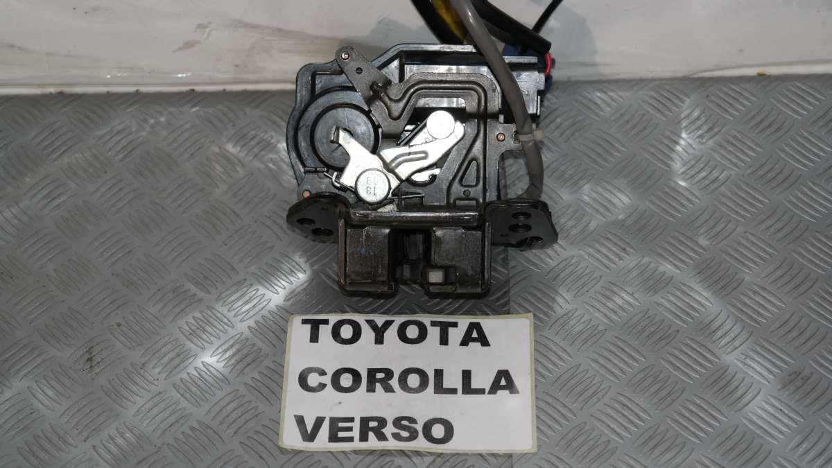 Toyota corolla verso chiusura portellone posteriore