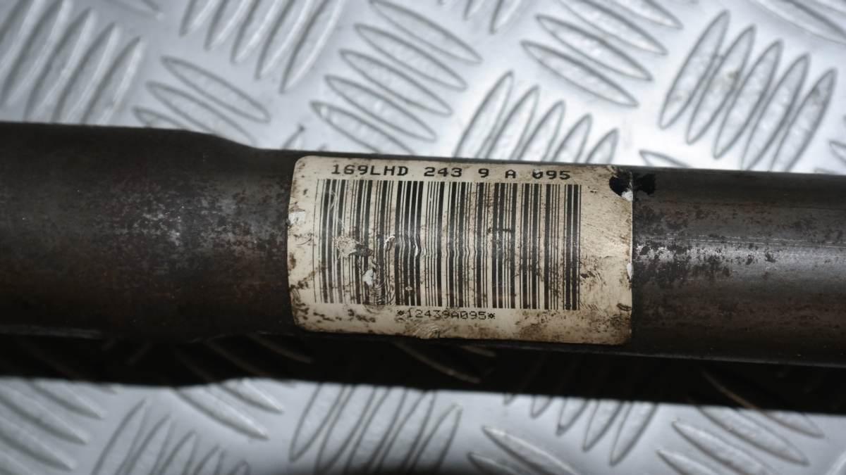 FIAT PANDA 1300 MTJET CANNA STERZO CODICE: 12439a095