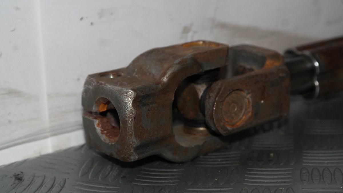 Fiat punto evo 1300 mtjet canna dello sterzo