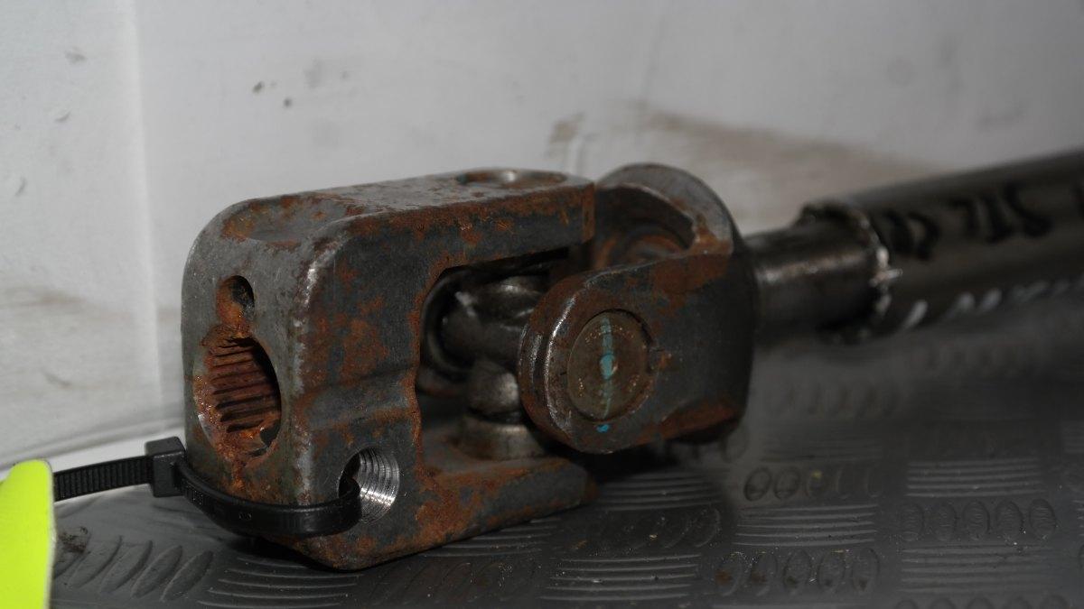 Lancia y dal 1996 al 2003 canna dello sterzo