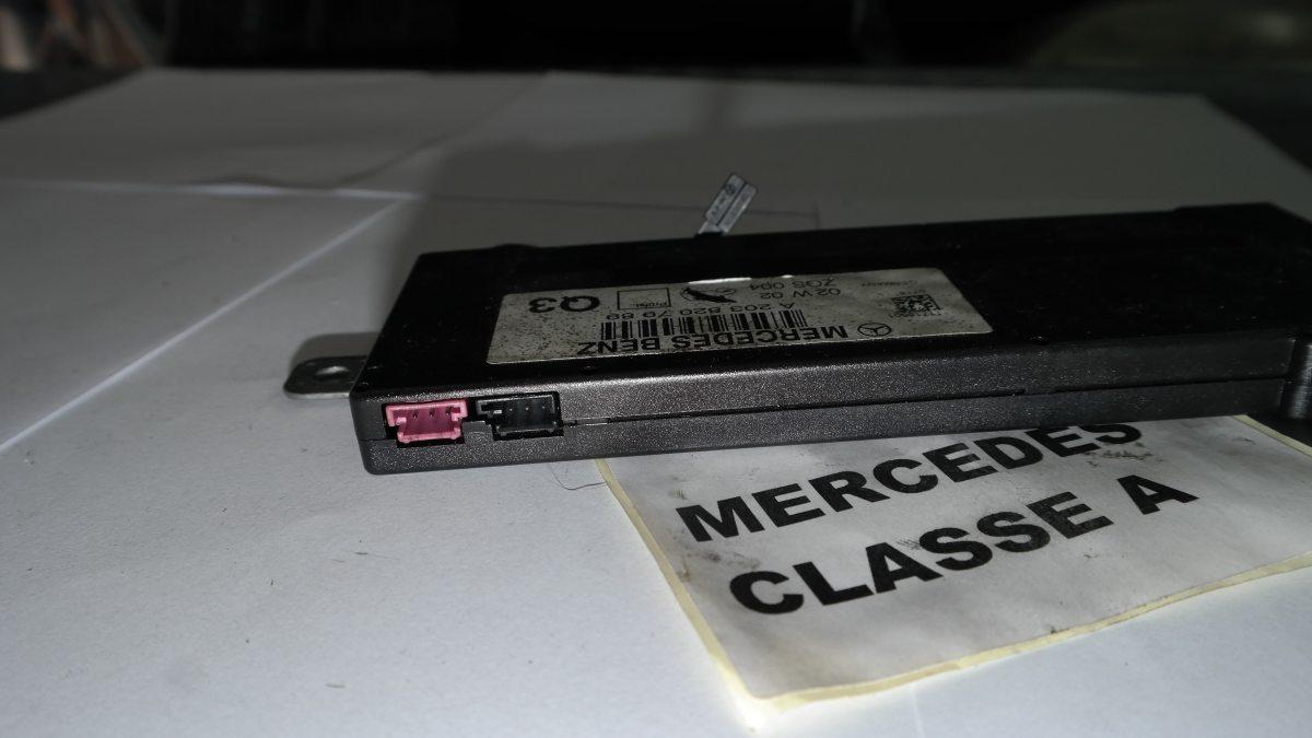 Mercedes classe a a2038207989 antenna amplificata