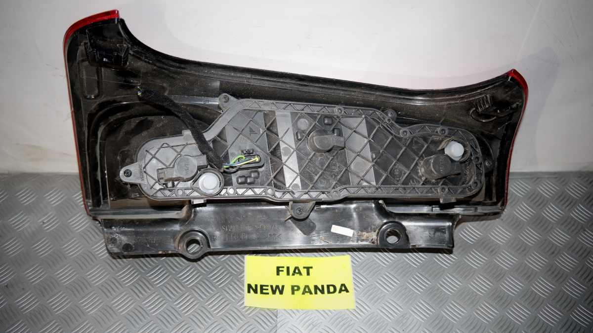 Fiat panda dal 2012 fanale posteriore dx