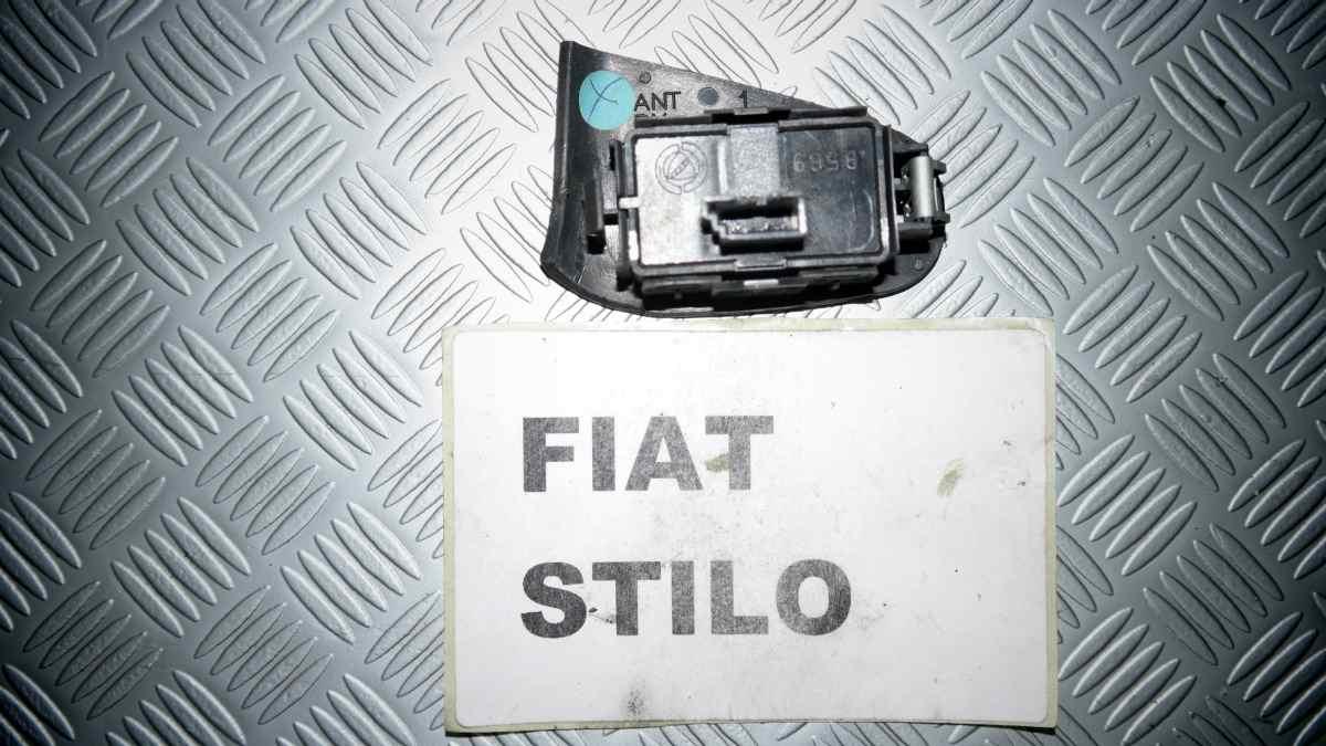 Fiat stilo pulsante alzavetro anteriore dx