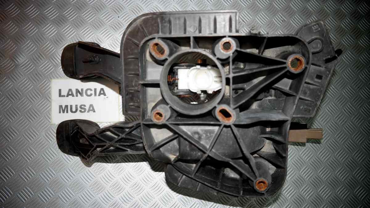 Lancia musa dal 2004 al 2007 pedaliera
