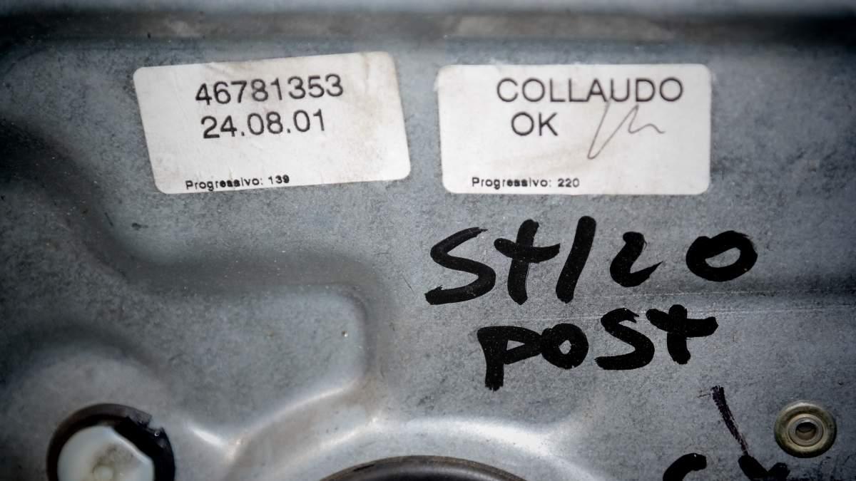 Fiat stilo pannello e alzavetro post sx cod: 46781353