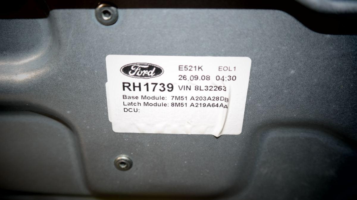 FORD FOCUS PANNELLO ALZAVETRO ANT DX rh1739 vin 8l32263