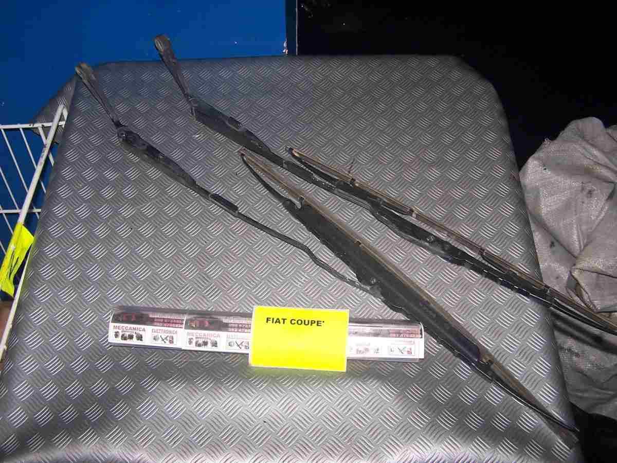 Fiat coupe' dal 1994 al 2000 braccia tergicristallo anteriori