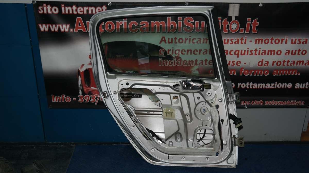 Peugeot 307 dal 2003 al 2008 portiera posteriore sx