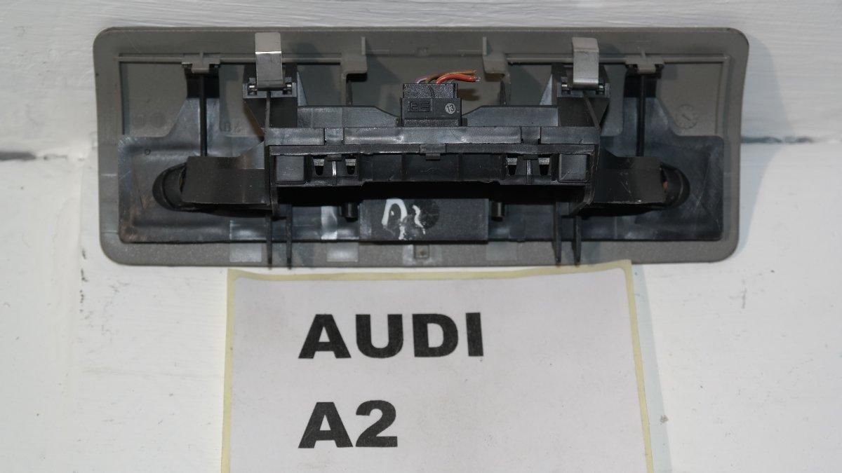 Audi a2 1400 bz dal 1999 al 2005 8z0951177ec3224 centralina